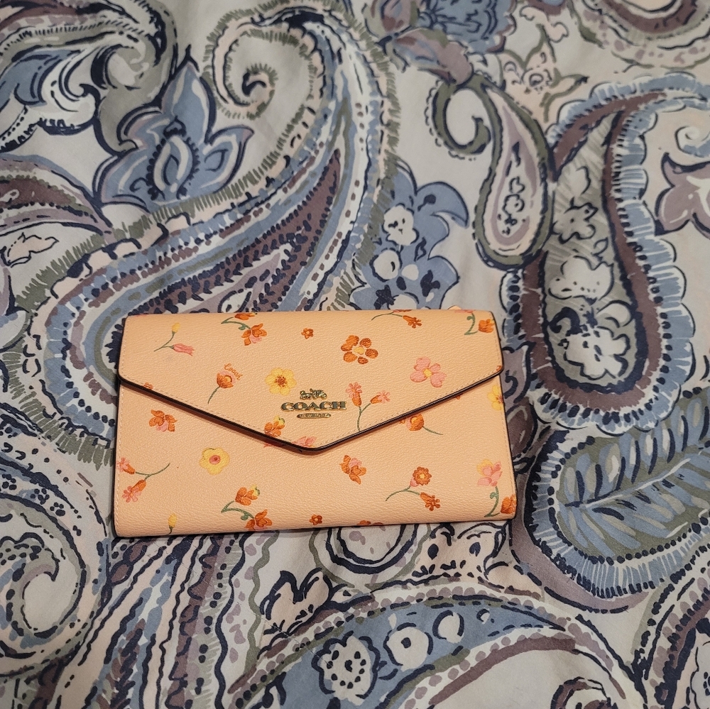 Coach Peach Floral Key & Card Holder
